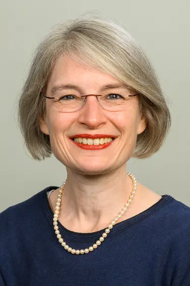 Dr. Antje Ruhbaum
