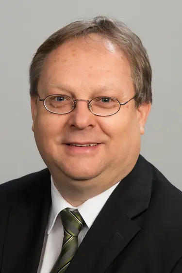 Portraitfoto Pfarrer Stefan Aegerter